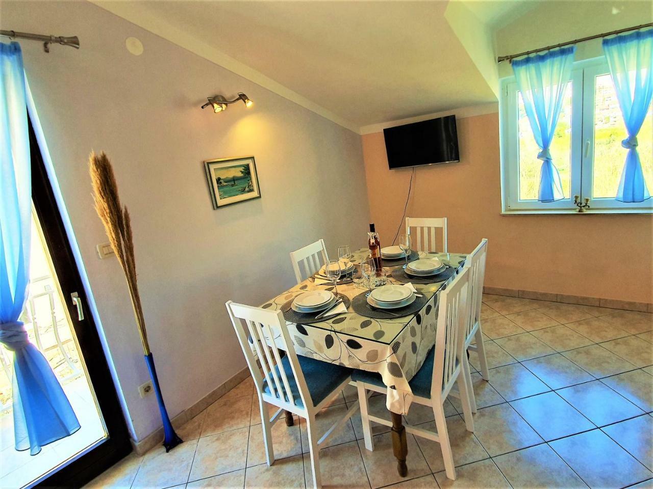 Click In Apartment Stobrec Next To Split Exterior foto